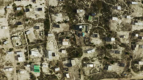 vista aérea de un asentamiento rural