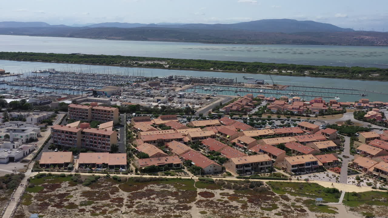 바가 리조트 포트 루카테 (port-leucate) 는 프랑스의 지중해 연안의 은 날입니다.