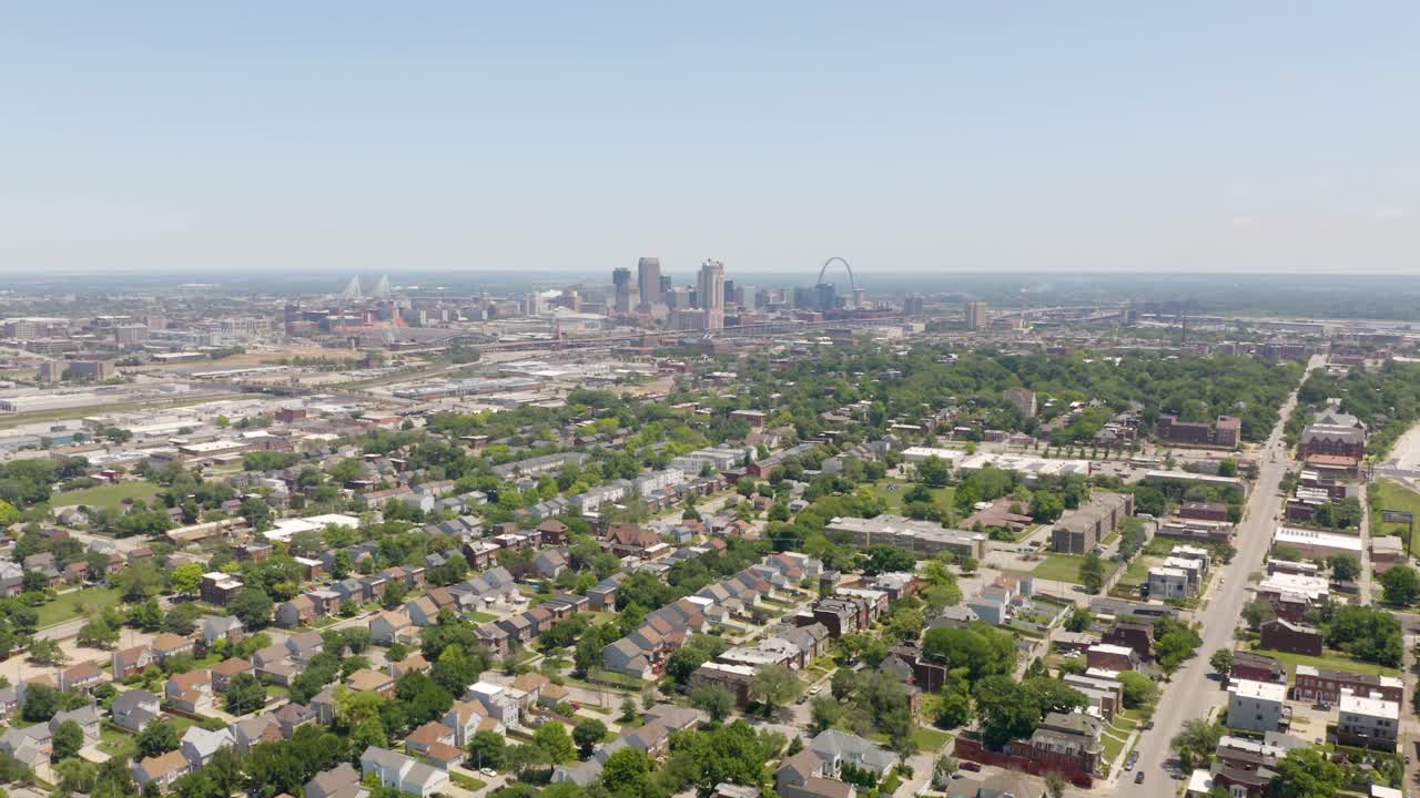 시내 거리에서 공중 철수