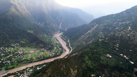 Salakhala-village-is-one-of-the-oldest-village-of-neelum-valley