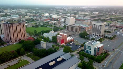 newport news en newport news virginia retiro aéreo en 4k
