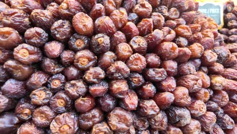 pile of dried dates