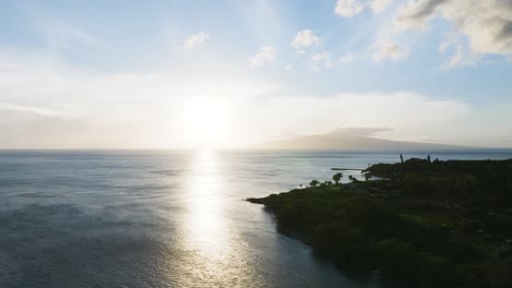 Puesta-De-Sol-En-La-Playa-De-Olowalu-En-El-Oeste-De-Maui,-Hawai