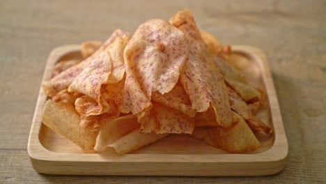 Chips-De-Taro-Crujientes---Taro-Frito-O-Al-Horno-En-Rodajas