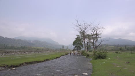belleza natural de la frontera entre la india y bután o tierras altas