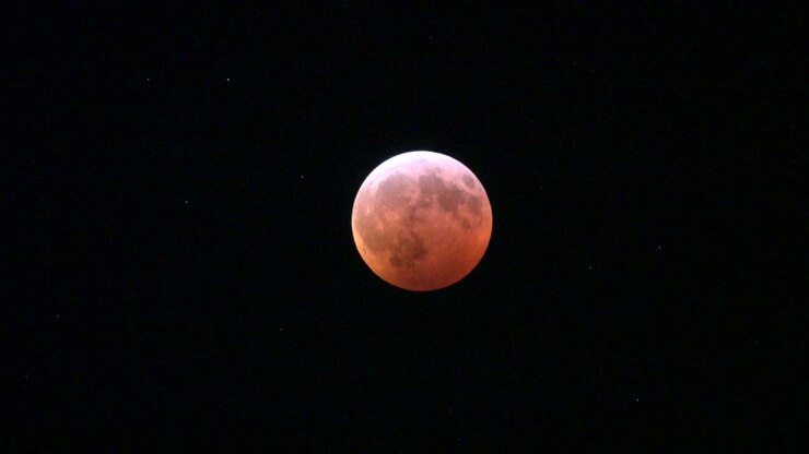 The full blood wolf moon lunar eclipse of January 20, 2019