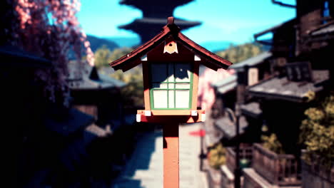 linterna callejera japonesa en un pueblo tradicional