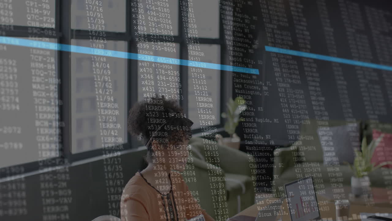 animación del procesamiento de datos sobre una mujer de negocios biracial en la oficina