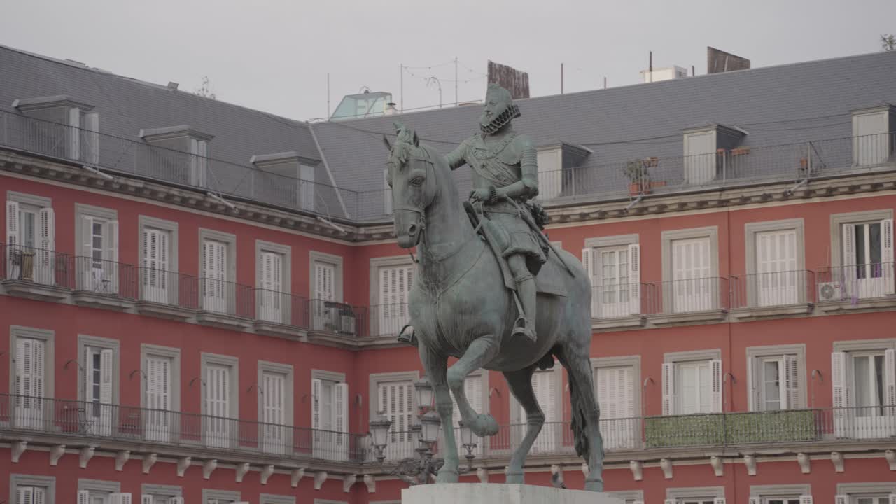 Equestrian Statue in Plaza Mayor, Madrid