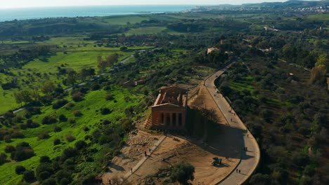 Luftaufnahme-Tempel-Von-Concordia-Im-Tal-Der-Tempel-In-Agrigento