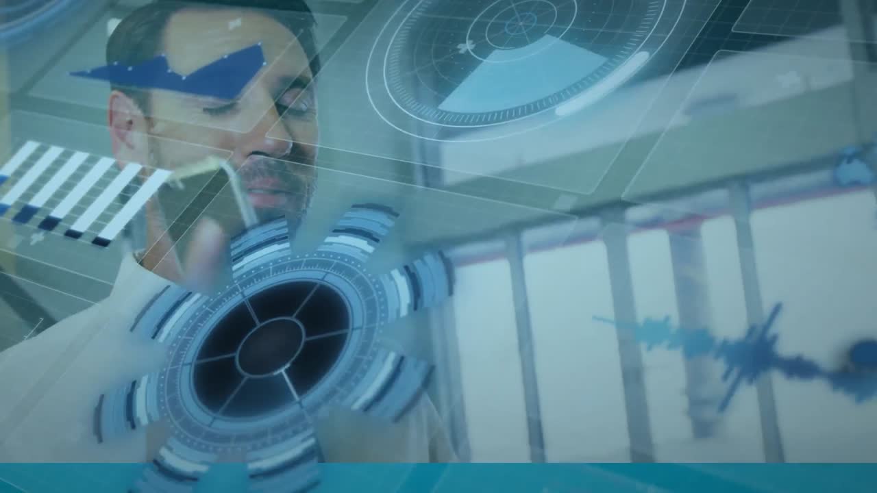 animación de procesamiento de datos contra un hombre de negocios caucásico con una bolsa de carrito hablando en un teléfono inteligente