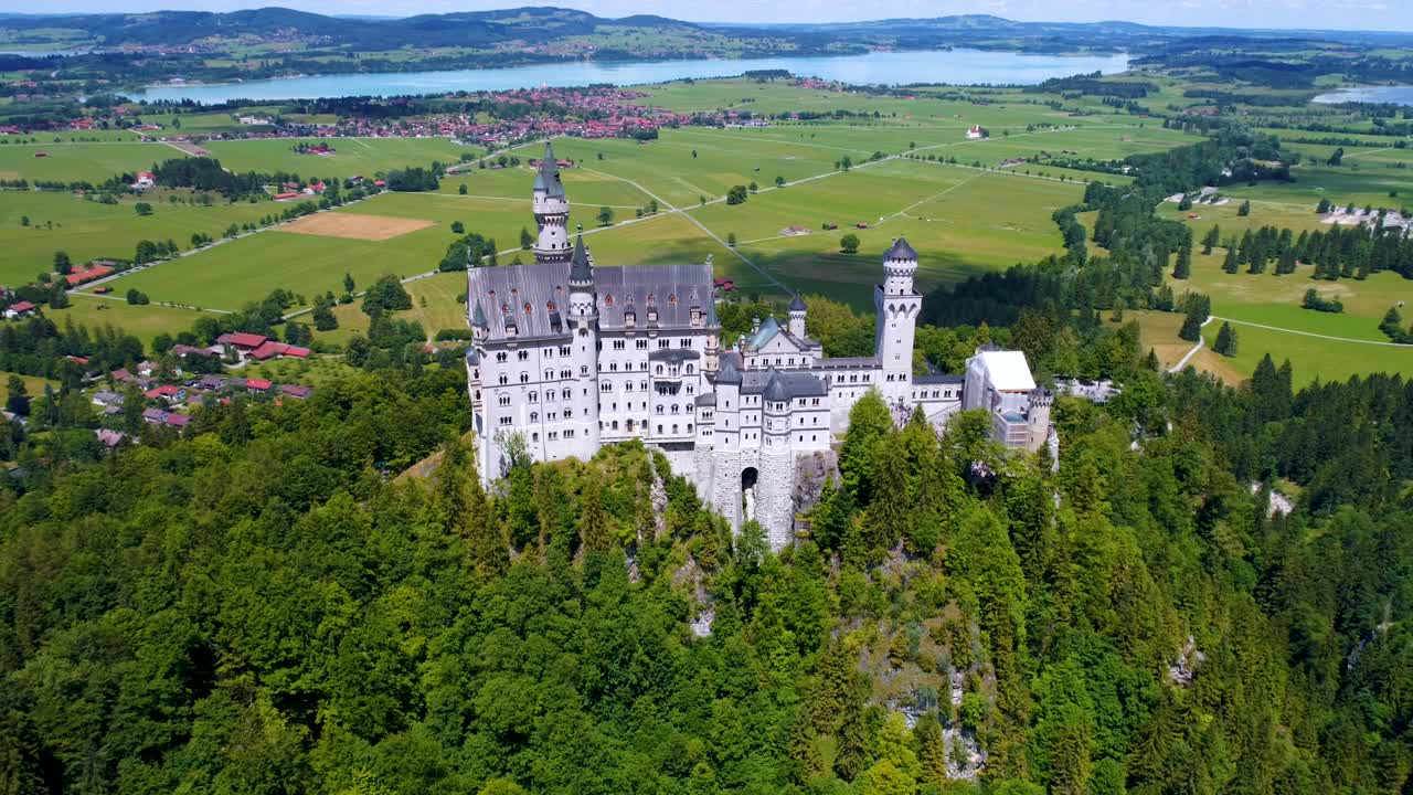 castillo de neuschwanstein alpes bávaros alemania