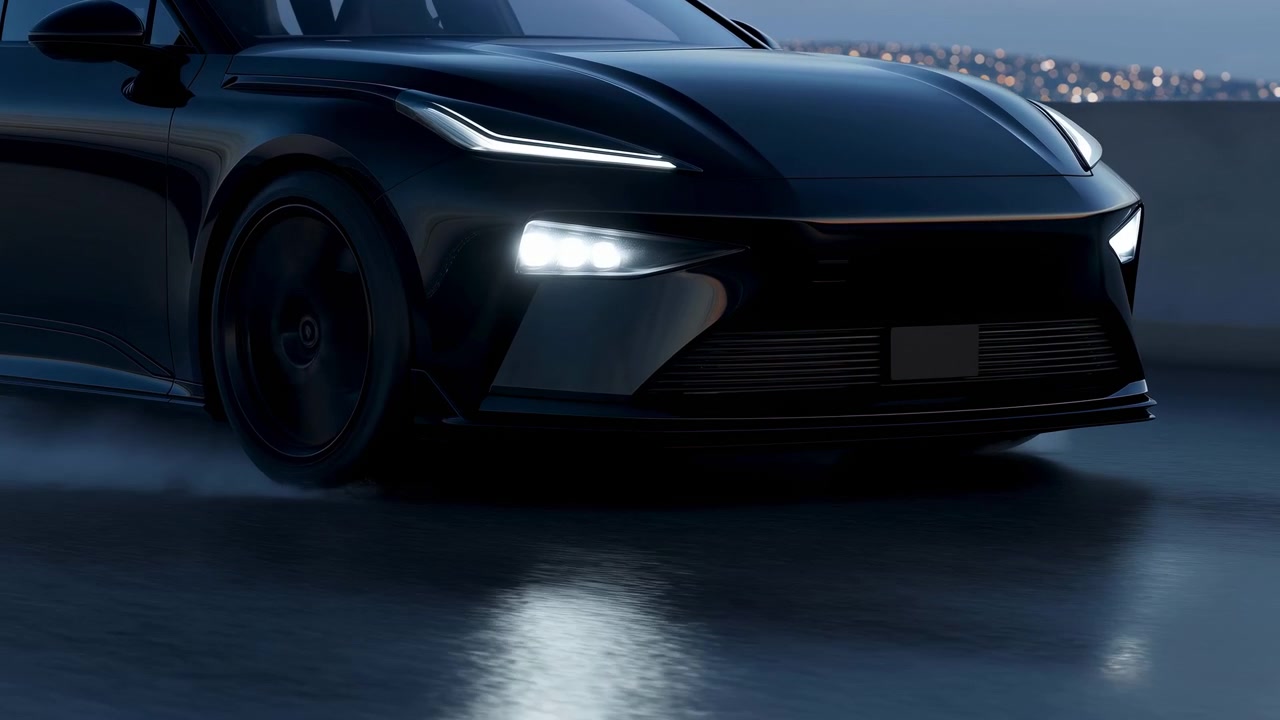 Elegante coupé elettrica nera, cofano lucido anteriore e fari a LED che riflettono lo skyline della città su superficie bagnata riflettente