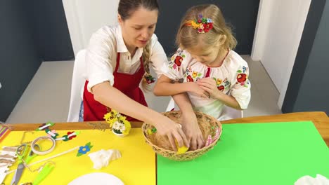 mom and daughter easter craft project