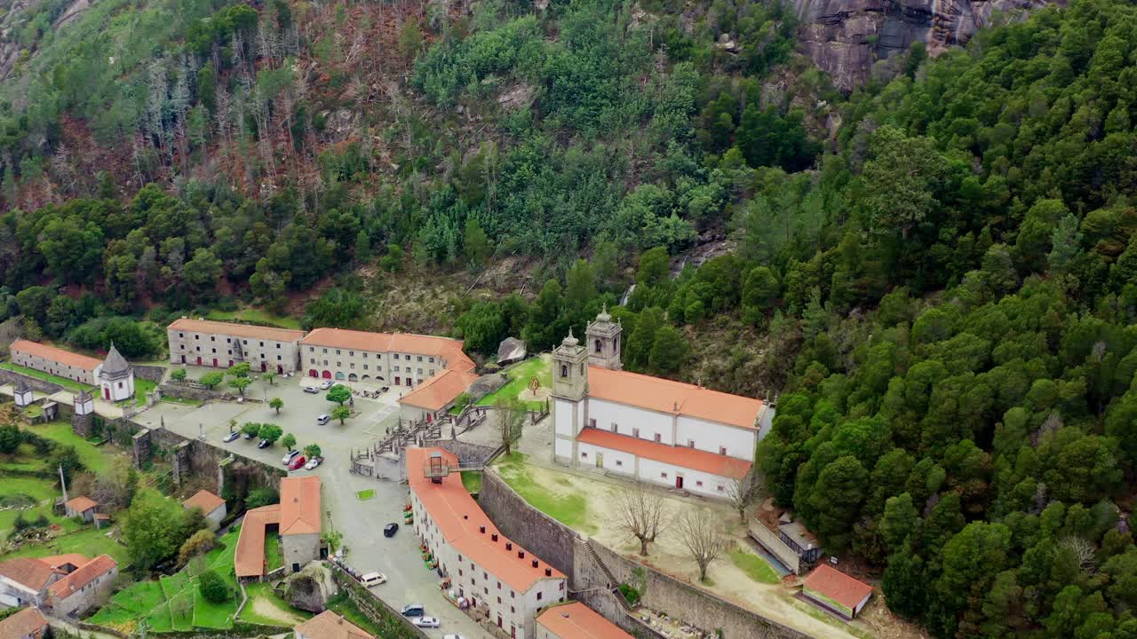 santuario de nuestra señora da peneda: establecimiento aéreo