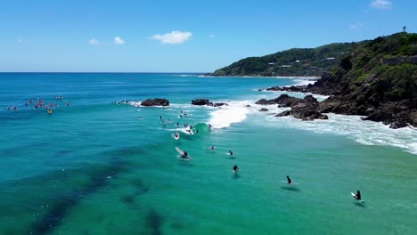 Surfen-In-Australien-In-Der-Berühmten-Stadt-Byron-Bay