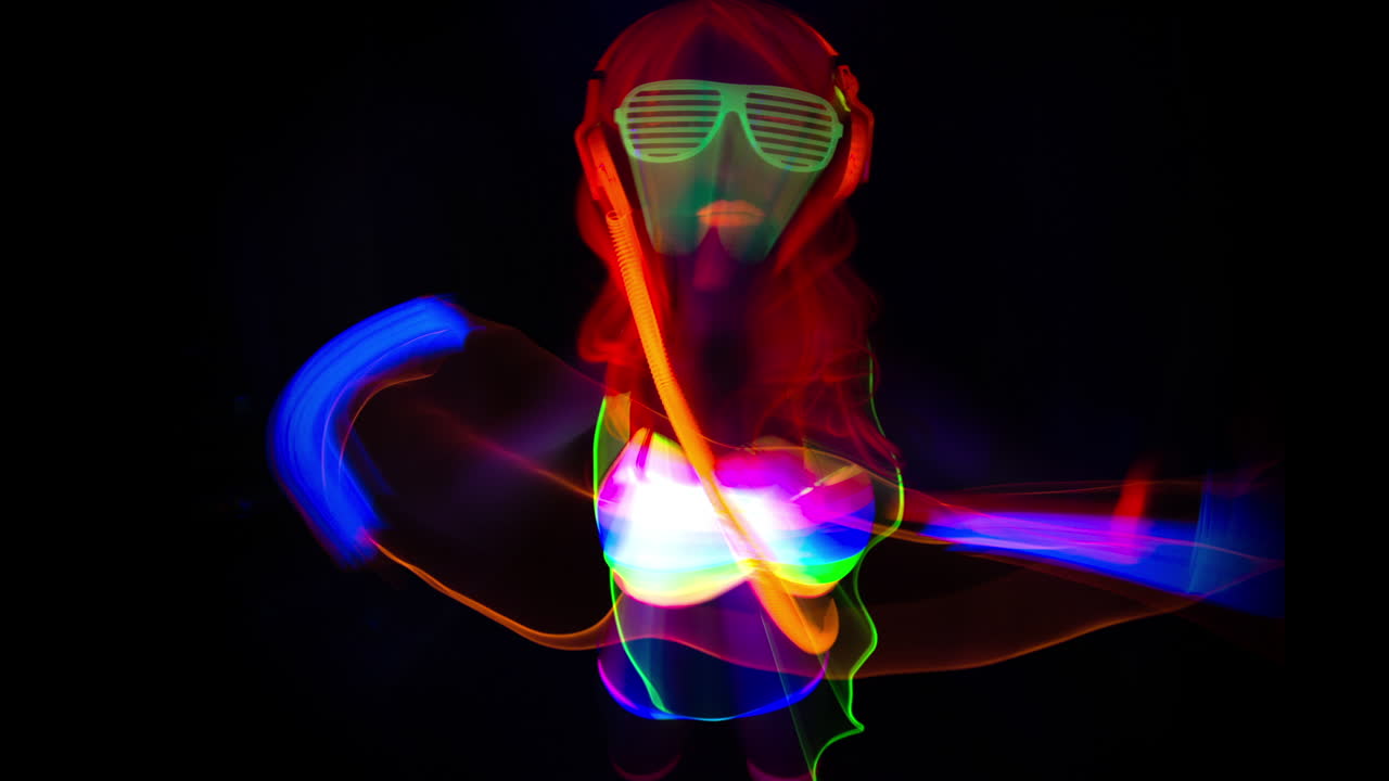 Glowing UV Woman 38