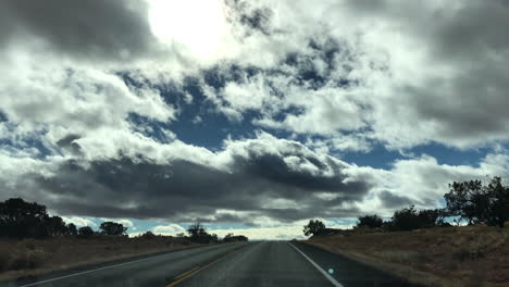 conducir hasta el horizonte en el medio oeste