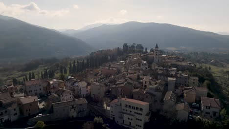 Mandela,-Italy-skyline-with-drone-video-moving-up-and-reveal