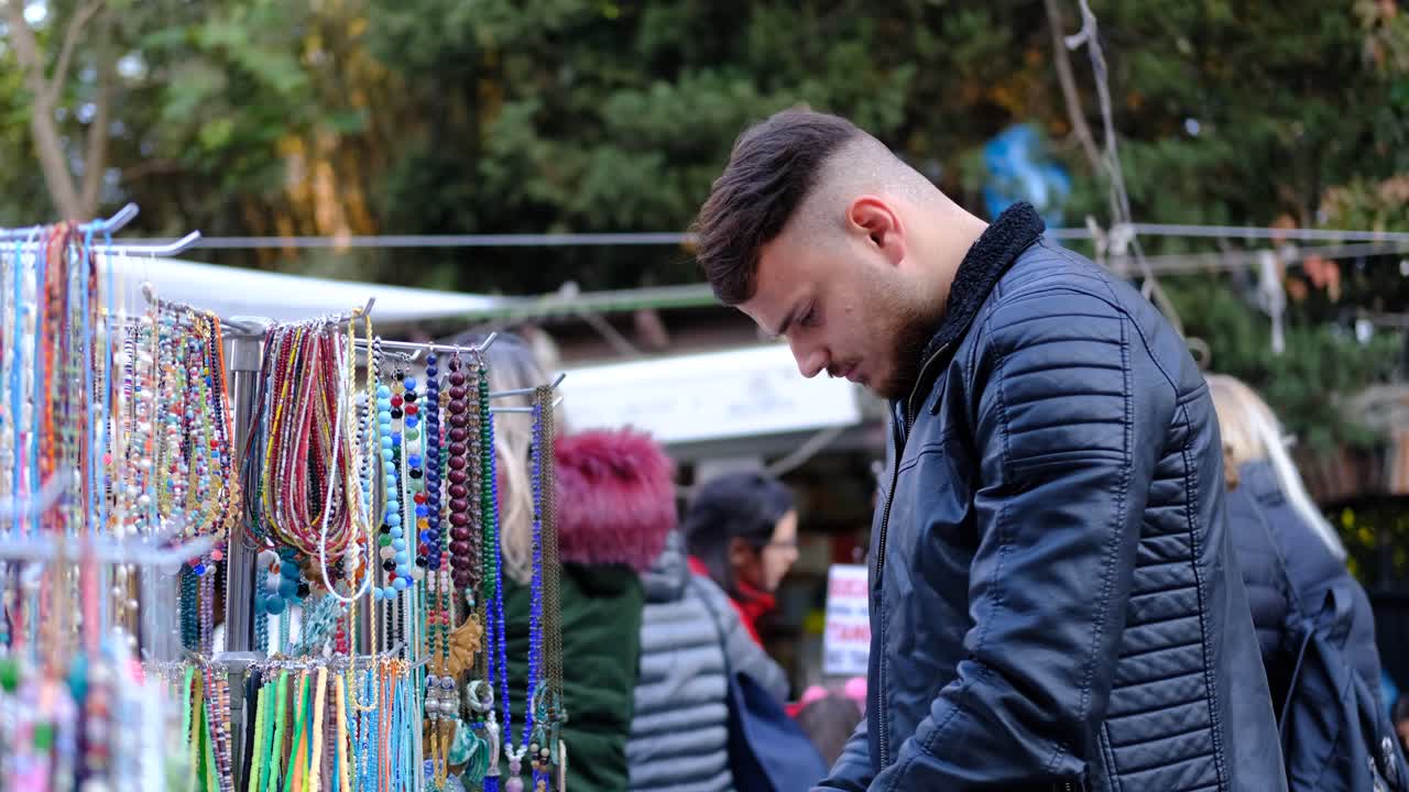 regalos callejeros del hombre