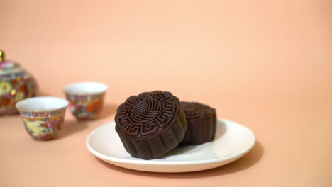 chinese moon cake dark chocolate flavour for mid-autumn festival