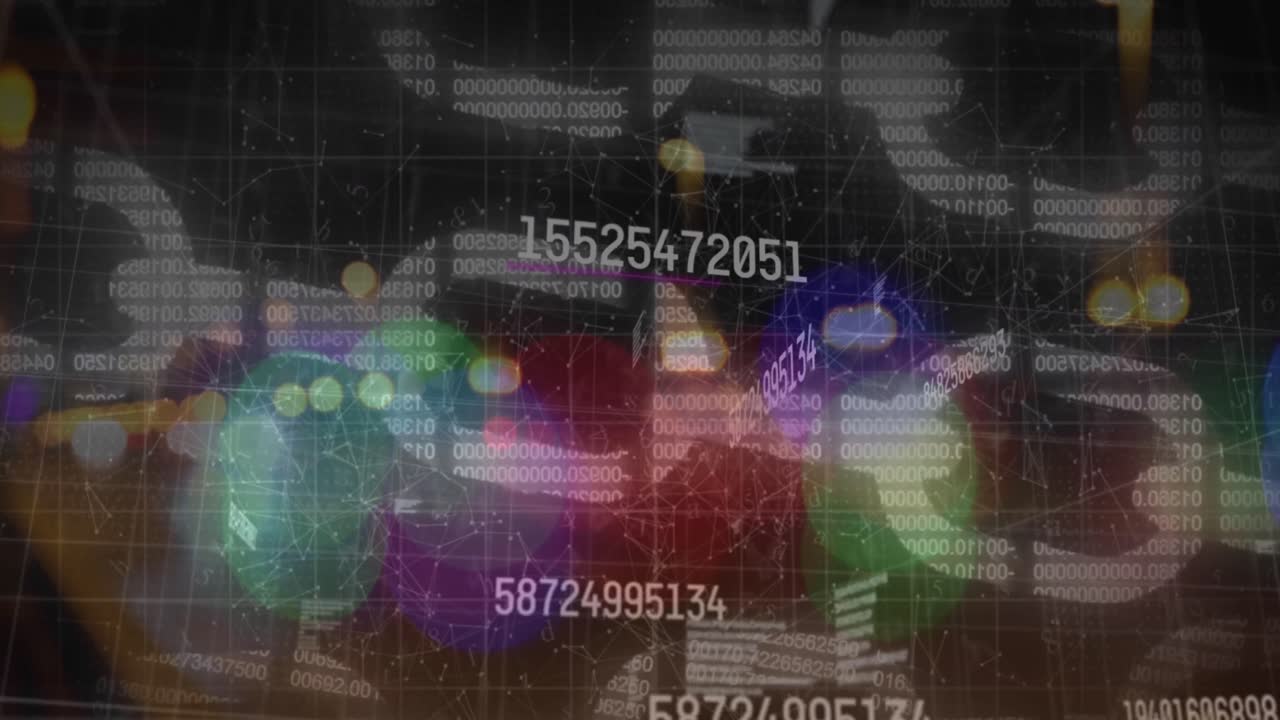 검은 바탕에 연결 네트워크를 통해 데이터 처리의 애니메이션