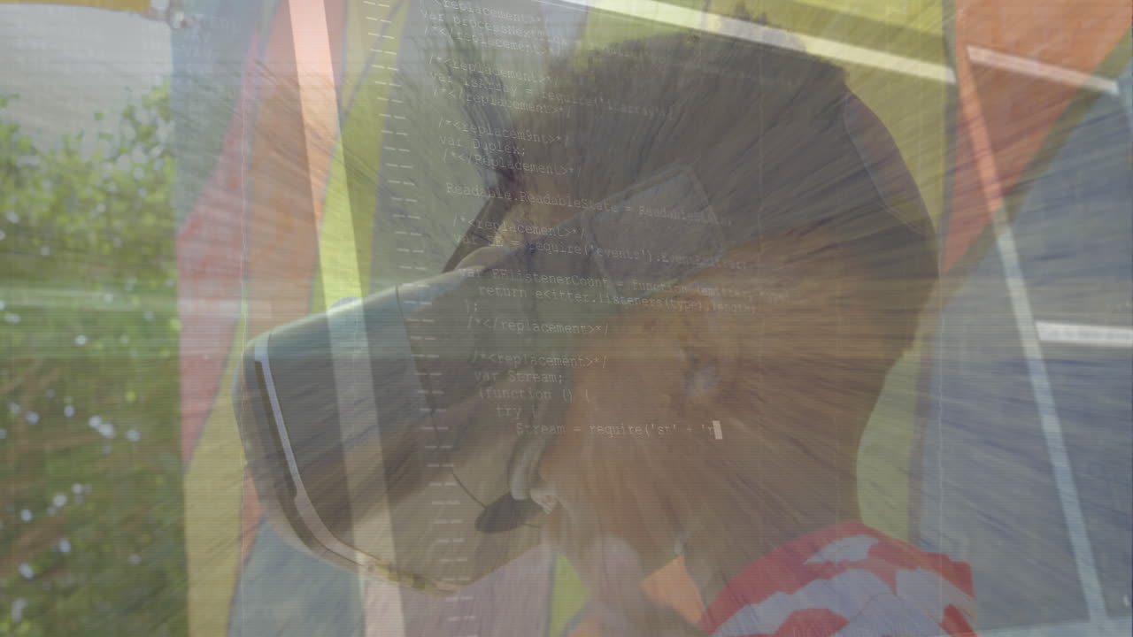 animación del procesamiento de datos en la red con glitch y niño usando auriculares vr