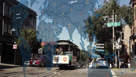 animación del procesamiento de datos sobre el mapa del mundo contra el tráfico de la ciudad