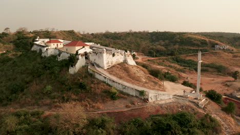 Frente-De-Viaje,-Muxima,-Lugar-De-Culto-Religioso,-Angola,-áfrica,-1