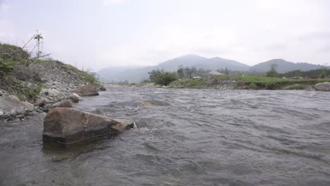 belleza natural de la frontera entre la india y bután o tierras altas