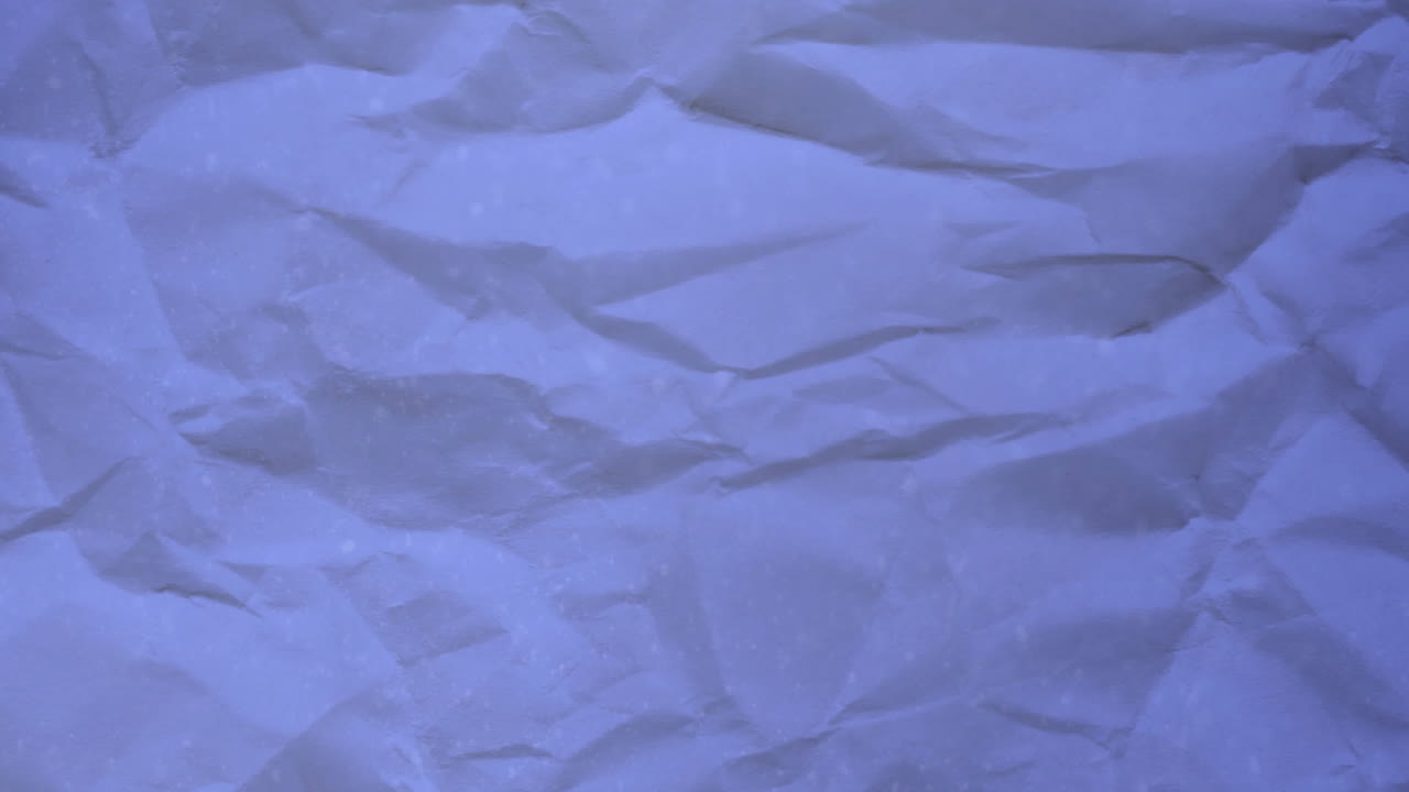 animación de papel púrpura arrugado con fondo en movimiento