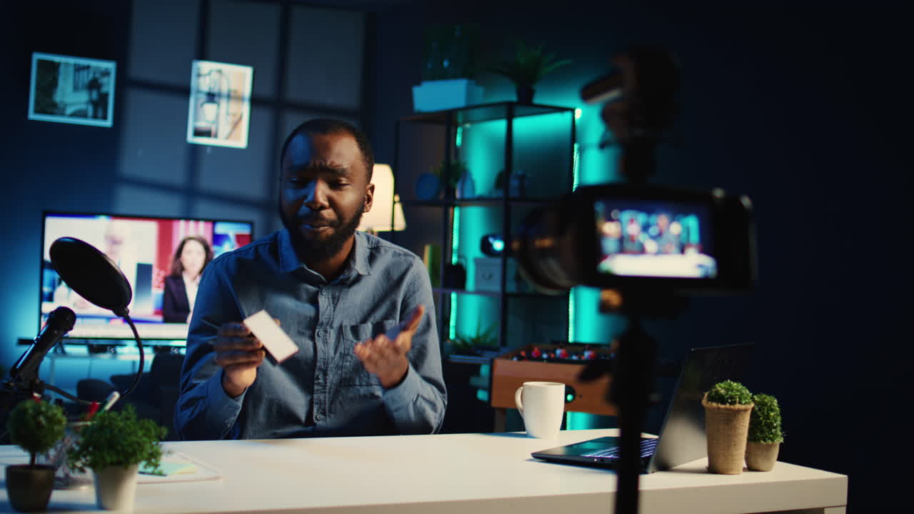 Online star reviews RGB lights device