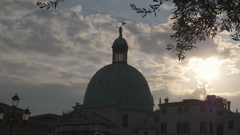 Puesta-De-Sol-Sobre-Venecia