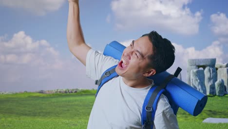happy traveler at stonehenge
