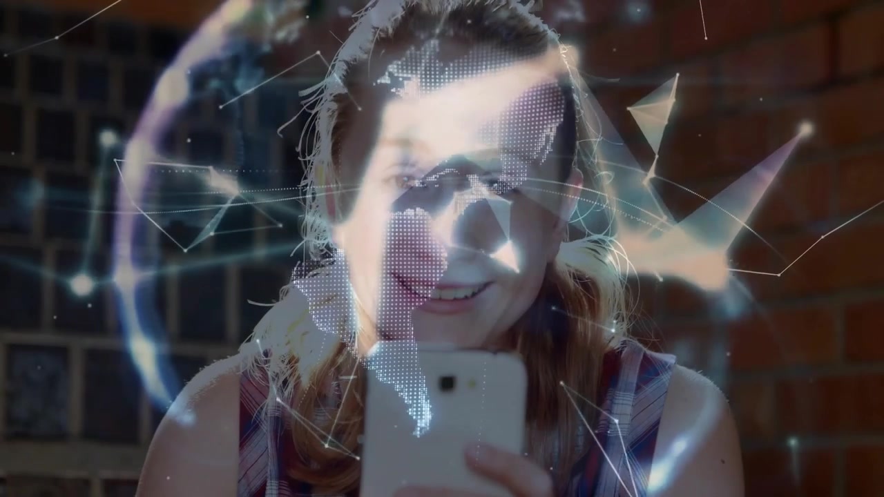Ragazza che alza lo smartphone e tocca, nodi che si trasformano in una sovrapposizione di un globo rotante per l'esplorazione tecnologica