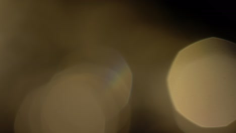 La-Luz-Filtra-Imágenes-De-4k,-Superposiciones-De-Bokeh-Con-Brillo-De-Lente,-Fondo-De-Llama-Quemada,-Efecto-De-Rayos-De-Destello