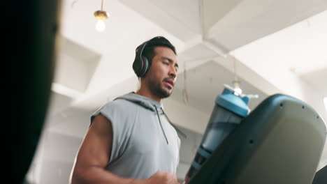 Fitness,-Uhr-Und-Mann-Auf-Einem-Laufband