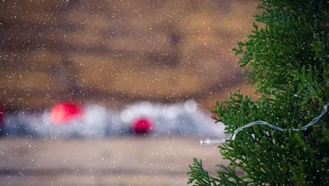 animación de nieve cayendo sobre el árbol de navidad y luces de hadas