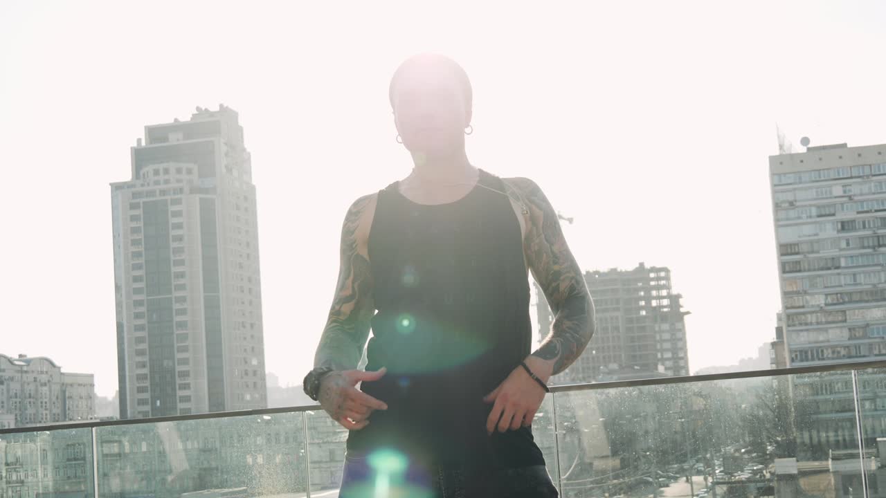 현대 합 스트리트 댄서, 문신이 있는 스터, 키, 도시 댄스, 프리스타일