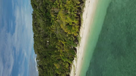 Antena-Alejada-De-La-Playa-Tropical-De-Easo,-En-La-Isla-Lifou,-Nueva-Caledonia