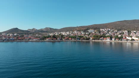 varias tomas de drones en la hermosa urla, izmir - la tercera ciudad más grande de turquía
