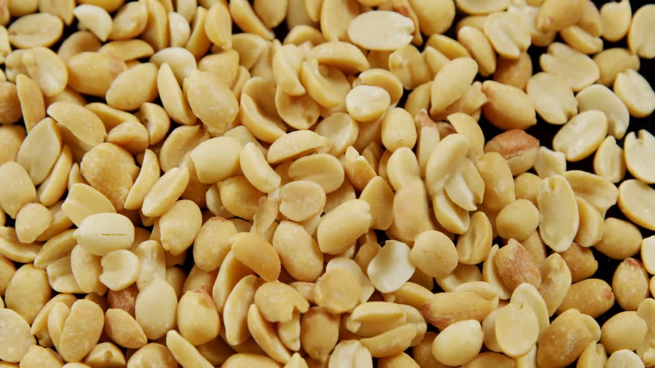 떨어지는 땅콩 4k