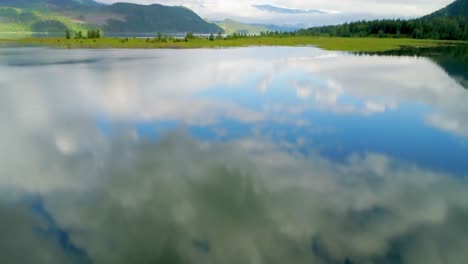 Lago-En-El-Campo-4k