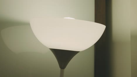 floor lamp in a living room - slider right