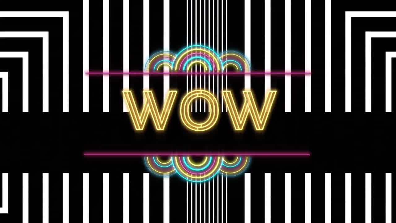 검은색 배경의  ⁇  줄무 ⁇  위에 빛나는 노란색 네온 와우 텍스트의 애니메이션