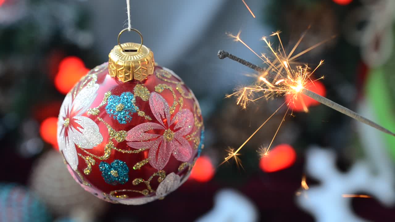 Giocattoli di Natale e Capodanno. Riprese di giocattoli festivi, dicembre