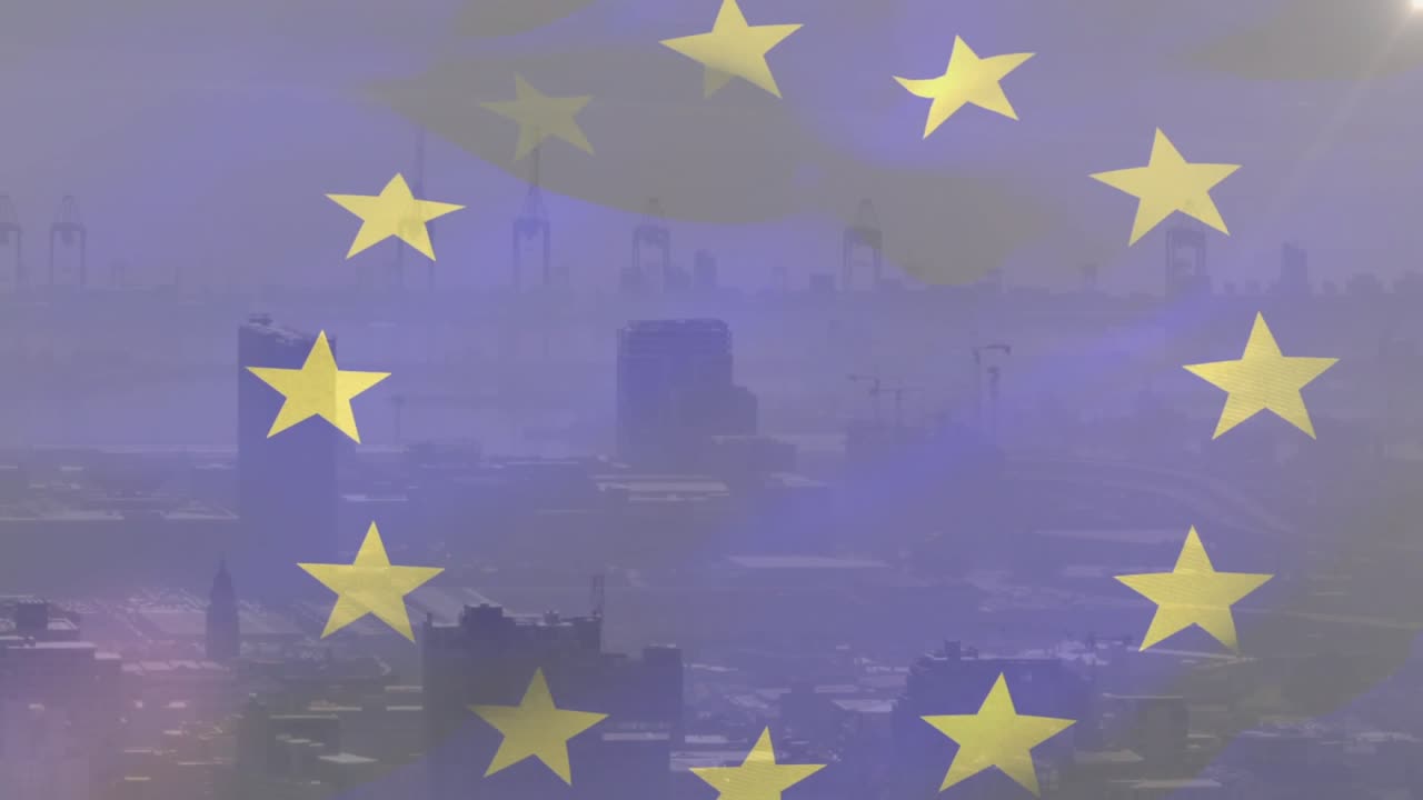 Mani che inseriscono e posizionano l'ultimo pezzo di un puzzle, completando la bandiera dell'UE che sventola e rivela un orizzonte nitido