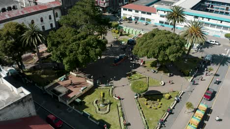 Aerial-View-Of-Parque-la-Basilica-In-City-Of-Banos,-Ecuador