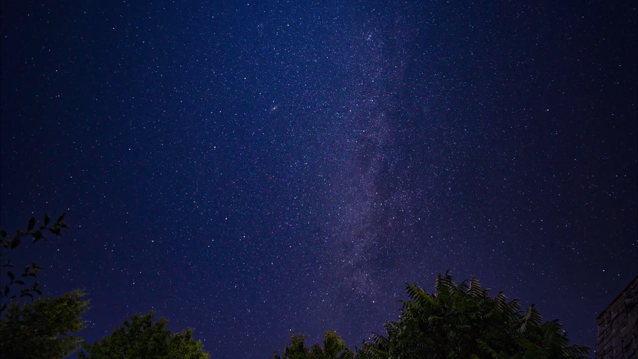 밤에 은하수의 시간 경과, 어두운 하늘에서 움직이는 별, 우주의 일부