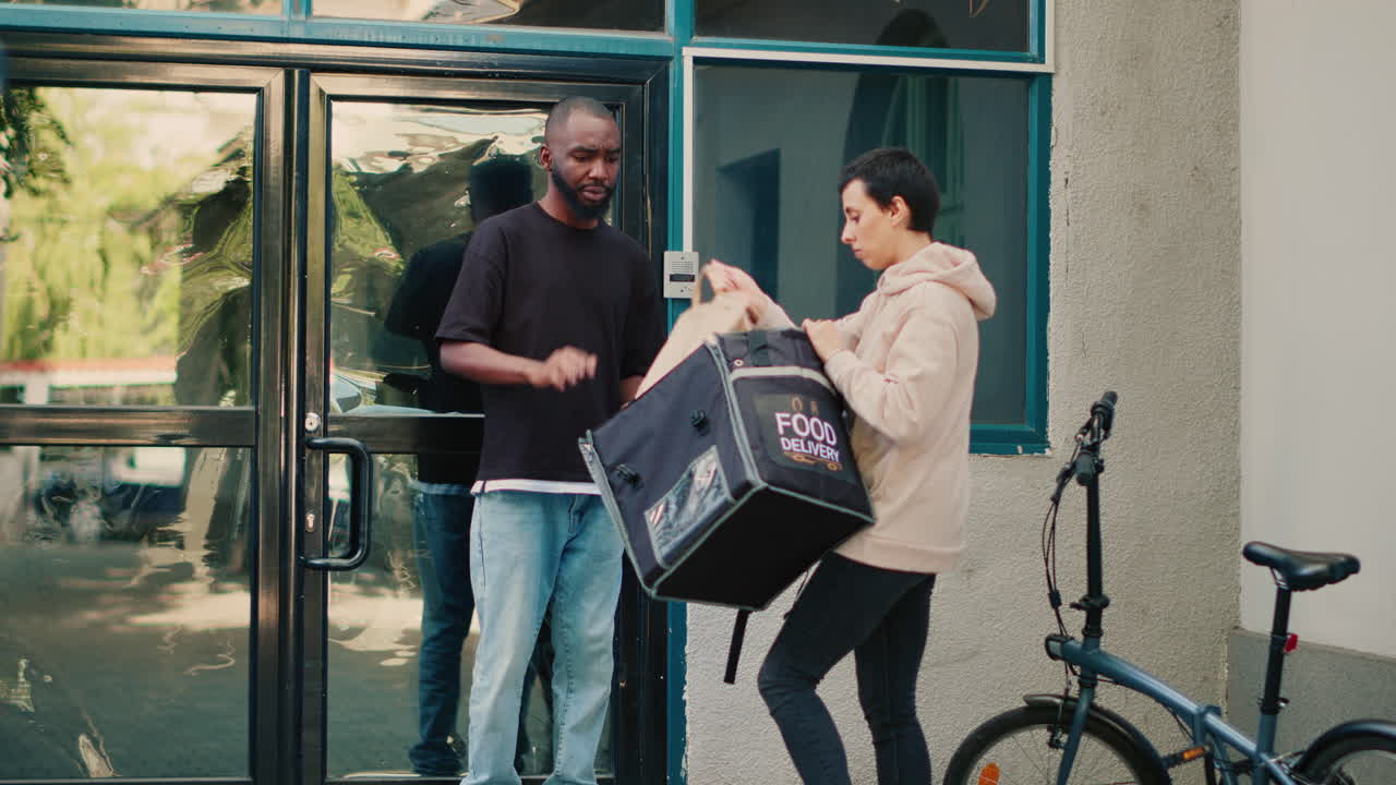 Food delivery by bike